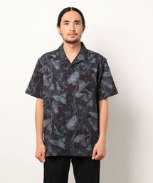 Hurley （ハーレー）の「M PHANTOM CAMO SS / ハーレー メンズ半袖ストレッチシャツ（シャツ/ブラウス・メンズ）」