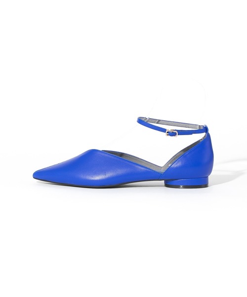 Daniella&GEMMA（ダニエラアンドジェマ）の「ポインテッドアンクルストラップフラットパンプス（パンプス・レディース・ブラック系その他/アイボリー/ブルー・37/39/36/38/35）」の15枚目の写真