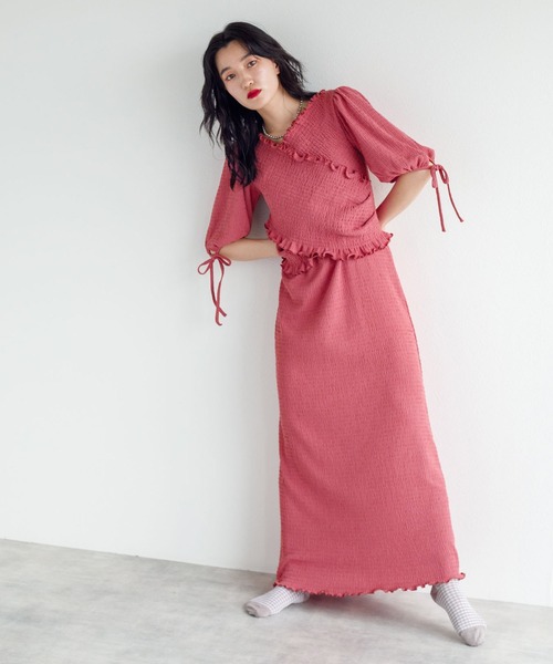 w closet（ダブルクローゼット）の「ポコポコカットソーシャーリングクロスプルオーバー（Tシャツ/カットソー・レディース・ブラック/パープル/ピンク・FREE）」の4枚目の写真