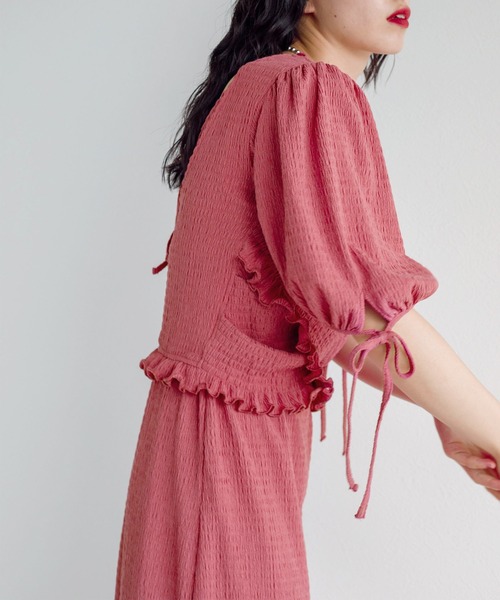 w closet（ダブルクローゼット）の「ポコポコカットソーシャーリングクロスプルオーバー（Tシャツ/カットソー・レディース・ブラック/パープル/ピンク・FREE）」の5枚目の写真