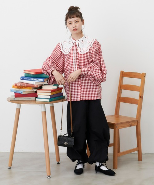 MERLOT（メルロー）の「たっぷりボリュームカーゴパンツ（カーゴパンツ・レディース・カーキ/ブラック・FREE）」の3枚目の写真