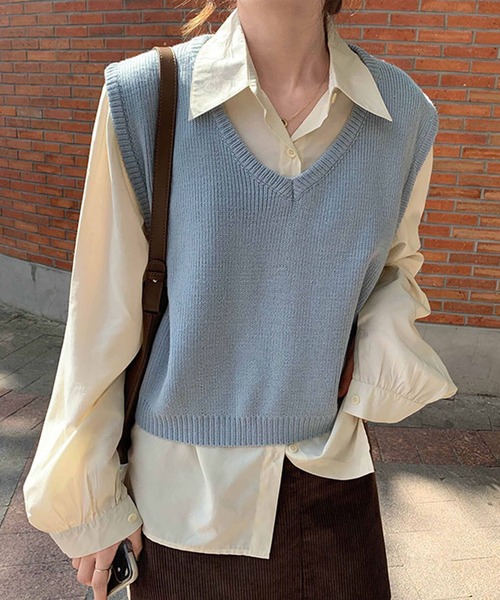 Jewelobe（ジュエローブ）の「ルーズショートニットベスト（ベスト・レディース・ブラック/オフホワイト/イエロー/ブルー/杢グレー/ピンク/ネイビー/ブラウン/カーキ・FREE）」の8枚目の写真