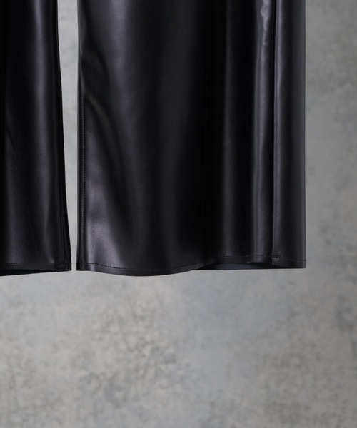 【古着】leather buggy pants モード y2k レザー 00's shiki tokyo（シキトウキョウ）の「Synthetic Leather Wide