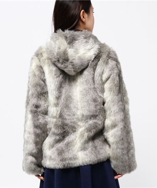 Kastane（カスタネ）の「【FARFIELD】ファーブルゾン（その他アウター・レディース・ライトグレー・0）」の4枚目の写真