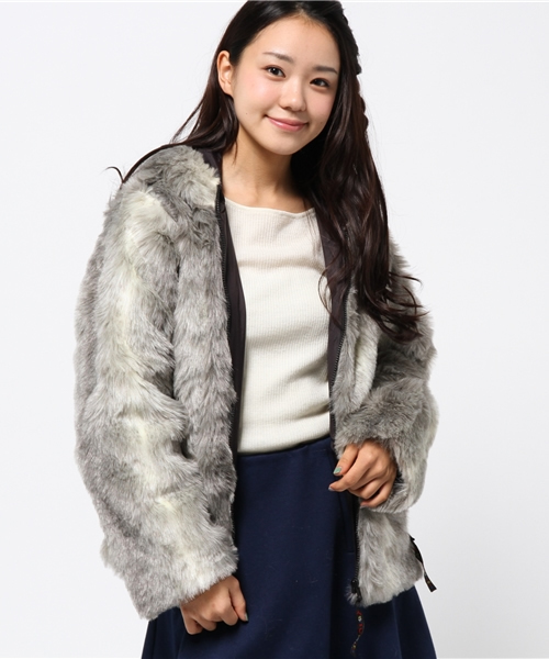 Kastane（カスタネ）の「【FARFIELD】ファーブルゾン（その他アウター・レディース・ライトグレー・0）」の5枚目の写真