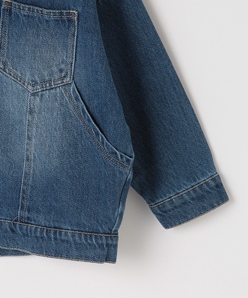 b・ROOM（ビールーム）の「ビッグシルエットGジャン（デニムジャケット・キッズ・ブルー/ブラック・120cm/90cm/100cm/110cm/130cm）」の3枚目の写真
