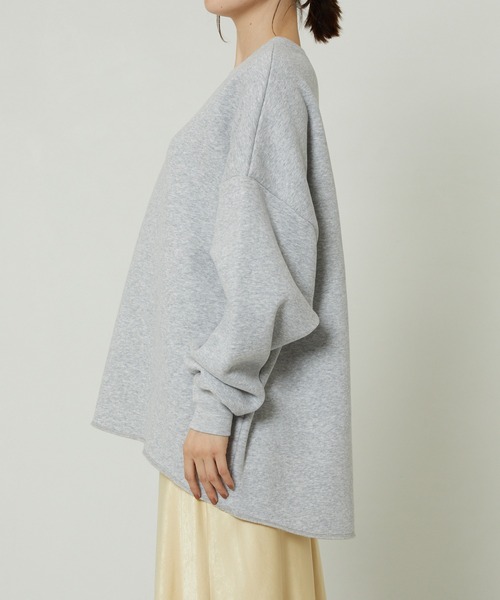 FREAK'S STORE（フリークスストア）の「ヘビーウェイト変形ラウンドヘムクルーネックスウェット（スウェット・レディース・ブルー/グレー/ブラック・マルチサイズ）」の13枚目の写真