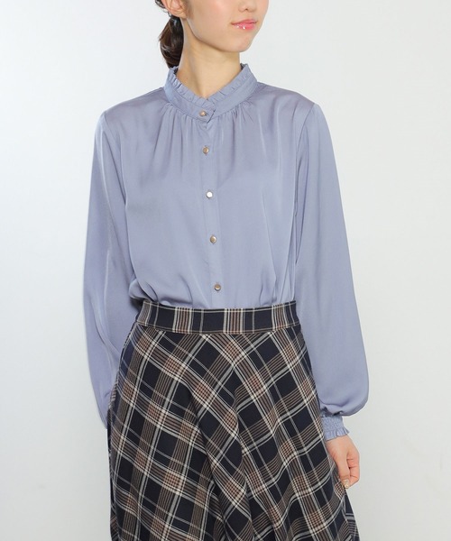 Honeys（ハニーズ）の「スタンドフリルブラウス（シャツ/ブラウス・レディース・ホワイト/ブラック/ブルー系その他/ピンク系その他/グレイッシュベージュ・S/M/L）」の5枚目の写真
