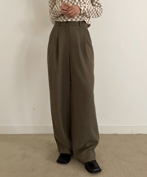 Didot.showroom(ディドット ショールーム)の「set up tuck wide sl(スラックス・レディース・ブラウン/ブラック/チャコールグレー・S/M)」の1枚目の写真
