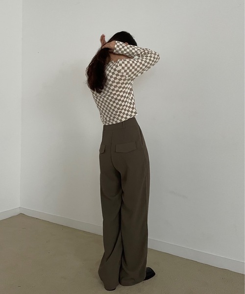 Didot.showroom(ディドット ショールーム)の「set up tuck wide sl(スラックス・レディース・ブラウン/ブラック/チャコールグレー・S/M)」の13枚目の写真