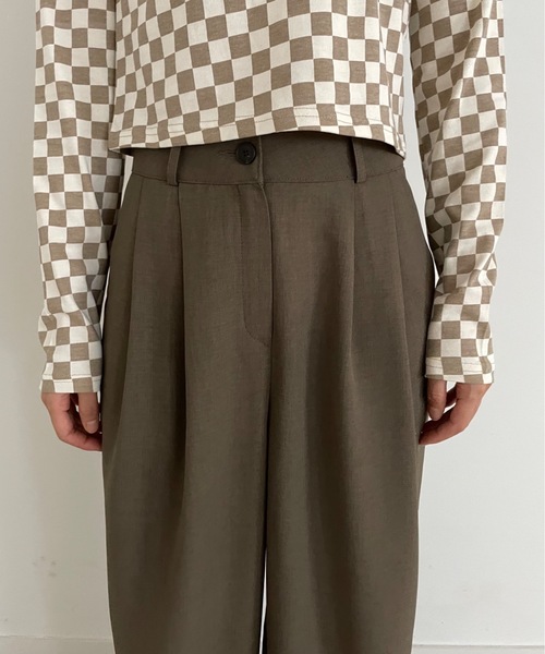 Didot.showroom(ディドット ショールーム)の「set up tuck wide sl(スラックス・レディース・ブラウン/ブラック/チャコールグレー・S/M)」の19枚目の写真