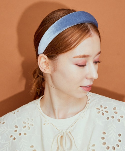 MADEMOISELLE ROPE'（マドモアゼル ロペ）の「ベロアカチューシャ（カチューシャ・レディース・サックスブルー/マスタード/ブラック・FREE）」の3枚目の写真