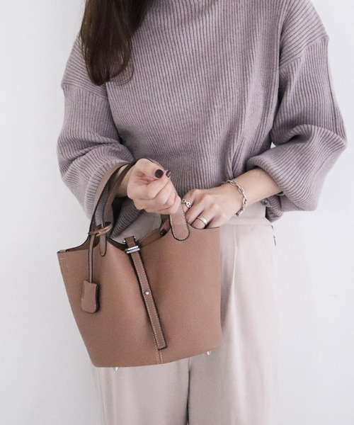 KOBE LETTUCE（コウベレタス）の「ポーチ付き2wayショルダーバッグ（ショルダーバッグ・レディース・ブラック/ネイビー/アイボリー/キャメル/レッド/グリーン・FREE）」の5枚目の写真