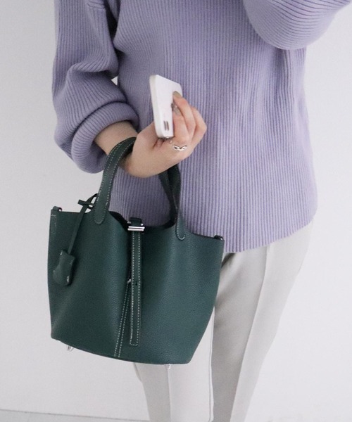 KOBE LETTUCE（コウベレタス）の「ポーチ付き2wayショルダーバッグ（ショルダーバッグ・レディース・ブラック/ネイビー/アイボリー/キャメル/レッド/グリーン・FREE）」の4枚目の写真