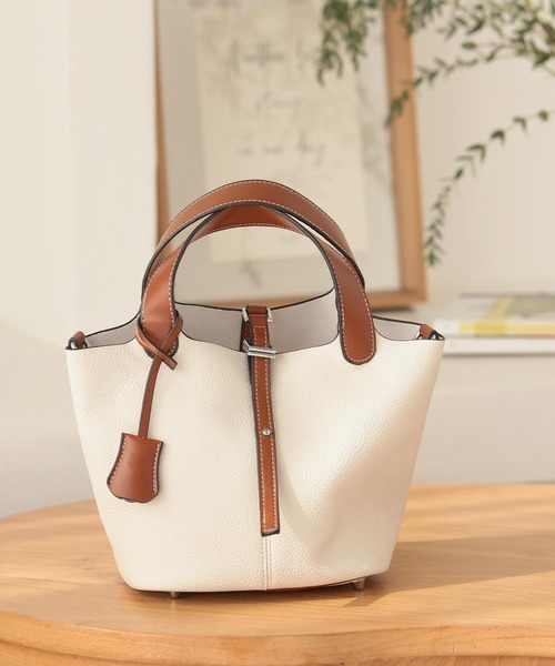 KOBE LETTUCE（コウベレタス）の「ポーチ付き2wayショルダーバッグ（ショルダーバッグ・レディース・ブラック/ネイビー/アイボリー/キャメル/レッド/グリーン・FREE）」の9枚目の写真