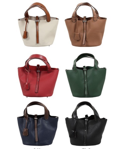 KOBE LETTUCE（コウベレタス）の「ポーチ付き2wayショルダーバッグ（ショルダーバッグ・レディース・ブラック/ネイビー/アイボリー/キャメル/レッド/グリーン・FREE）」の7枚目の写真