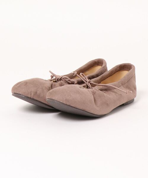 ehka sopo(エヘカソポ)の「エコスエードシャーリングバレエシューズ(バレエシューズ・レディース・オフホワイト/ピンク/モカ・MEDIUM/LARGE)」の6枚目の写真