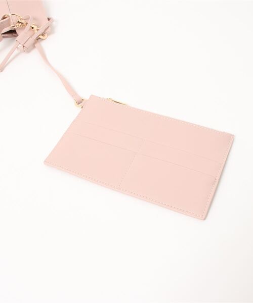 Folli Follie(フォリフォリ)の「EMMA ラウンドレザーショルダーバッグ(ショルダーバッグ・レディース・ベージュ/ピンク・フリー)」の4枚目の写真