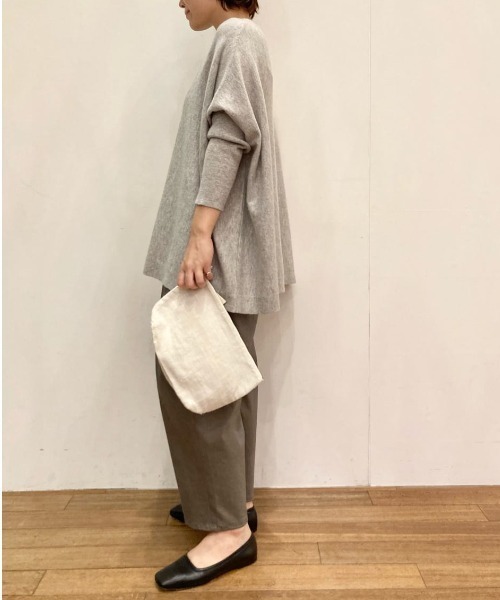 YVES ANDRIEUX(イヴアンドリュー)の「《YVES ANDRIEUX》ポーチ(ポーチ・レディース・ホワイト/カーキ・FREE)」の6枚目の写真