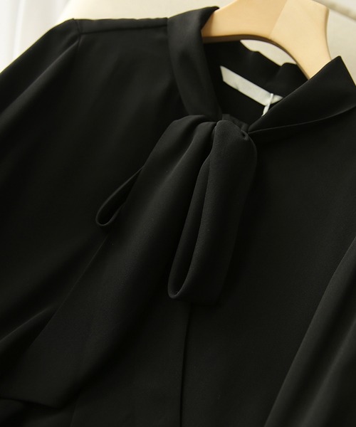 DAY CLOSET(デイ クローゼット)の「【ドラマ衣装提供】レディース アシメヘムボウタイブラウス(シャツ/ブラウス・レディース・ブラック/パープル/ホワイト/ミント/ベージュ・ONE SIZE)」の14枚目の写真