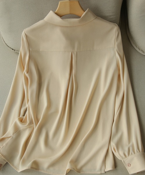 DAY CLOSET(デイ クローゼット)の「【ドラマ衣装提供】レディース アシメヘムボウタイブラウス(シャツ/ブラウス・レディース・ブラック/パープル/ホワイト/ミント/ベージュ・ONE SIZE)」の21枚目の写真