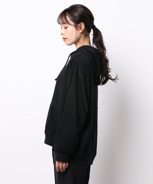 ehka sopo（エヘカソポ）の「ビッグシルエットパーカー（パーカー・レディース・ブラック/ベージュ/グレー/サックスブルー・ﾌﾘ-）」の6枚目の写真