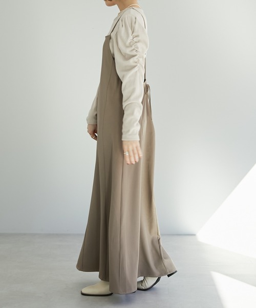 DISCOAT(ディスコート)の「【WEB限定】スクエアキャミワンピ(ワンピース・レディース・ブラック/グレー/ライトベージュ/グレイッシュベージュ・FREE)」の9枚目の写真