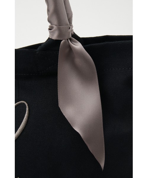 rienda（リエンダ）の「アニバーサリーサテンハンドルトートバッグ（トートバッグ・レディース・ホワイト/ブラック/カーキ/ライトパープル/スモークピンク・FREE）」の6枚目の写真