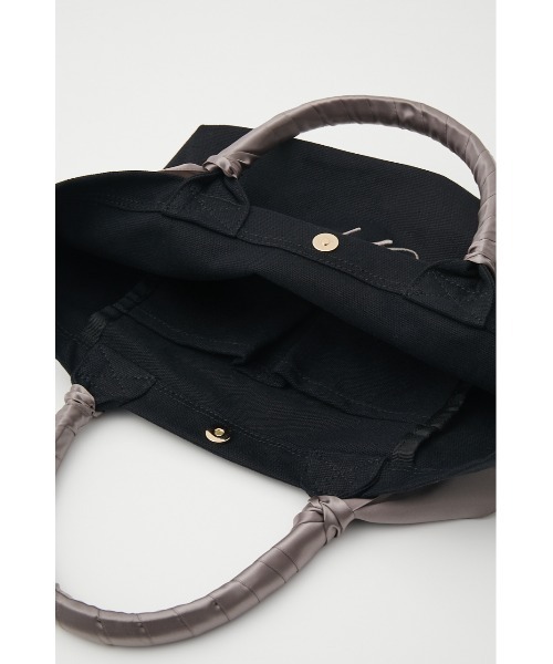 rienda（リエンダ）の「アニバーサリーサテンハンドルトートバッグ（トートバッグ・レディース・ホワイト/ブラック/カーキ/ライトパープル/スモークピンク・FREE）」の7枚目の写真