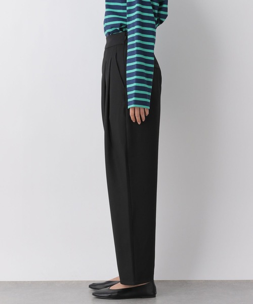 LEPSIM（レプシィム）の「ハイウエストタックデザインパンツ　256077（スラックス・レディース・ブラック/イエロー・MEDIUM/LARGE）」の6枚目の写真