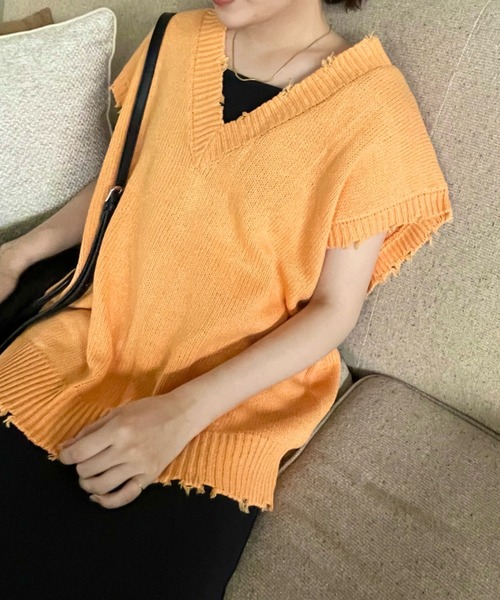 LOWRYS FARM(ローリーズファーム)の「クラッシュベスト 270836(ベスト・レディース・ブラック/オレンジ/アイボリー・FREE)」の1枚目の写真