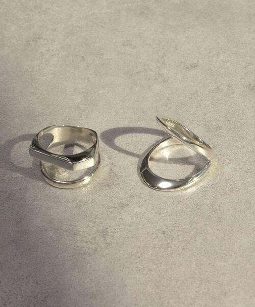 NOLLEY’S（ノーリーズ）の「【AZ/アズ】 変形ダブルリング（リング・レディース・シルバー・13号）」の4枚目の写真