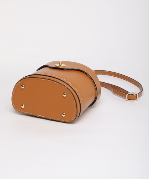 Andemiu（アンデミュウ）の「ステッチバニティバッグ274306（ショルダーバッグ・レディース・ブラック/ブラウン・FREE）」の13枚目の写真