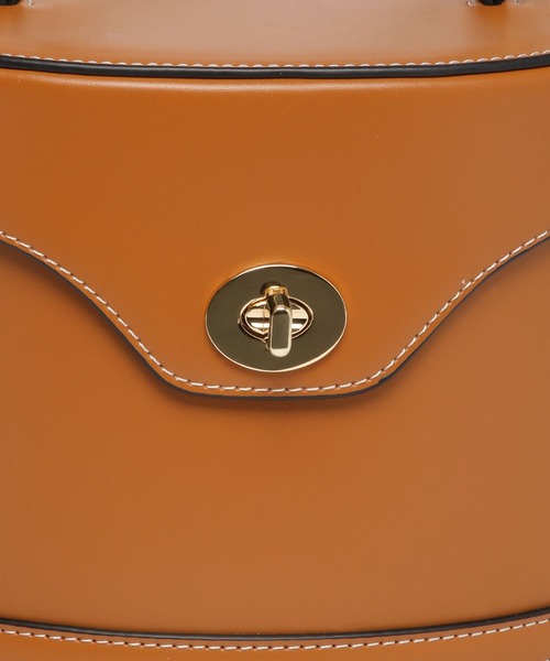 Andemiu（アンデミュウ）の「ステッチバニティバッグ274306（ショルダーバッグ・レディース・ブラック/ブラウン・FREE）」の20枚目の写真