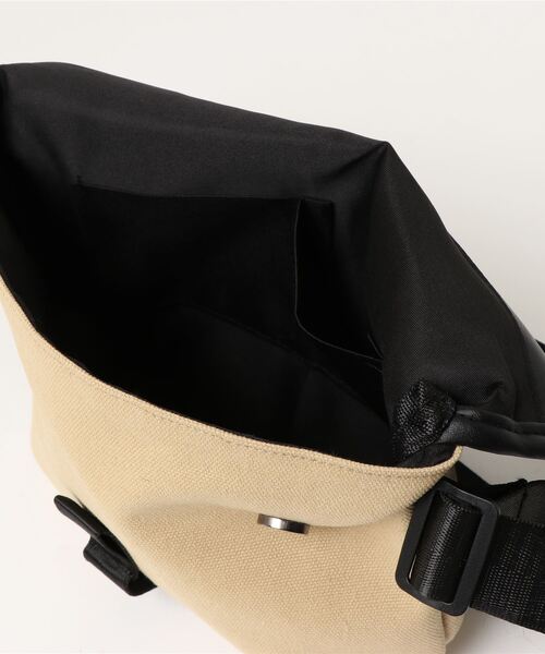 STYLEBLOCK（スタイルブロック）の「ユニセックスデザインメッセンジャーバッグ（ショルダーバッグ・レディース・ブラック/カーキ/ホワイト・FREE）」の6枚目の写真