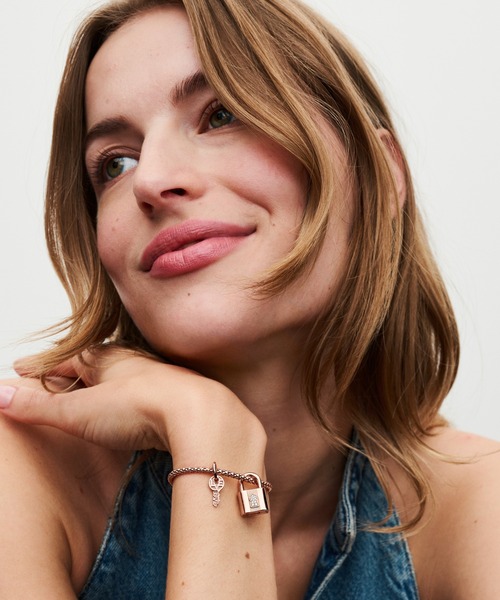 ローズ パドロック＆キー ダングル チャーム（チャーム）｜Pandora