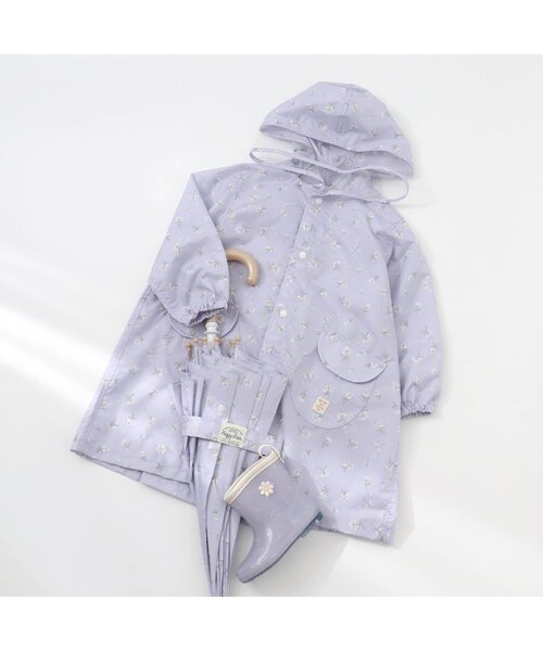 apres les cours（アプレレクール）の「GIRL'Sランドコート(いちご柄・花柄)（レインコート/ポンチョ・キッズ・ラベンダー/ピンク・100/120/130/110）」の4枚目の写真