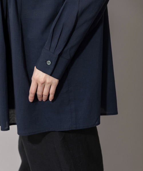 Munich(ミューニック)の「60sテンセルコットンローンタックブラウス(シャツ/ブラウス・レディース・ネイビー/カーキ/ライトベージュ・FREE)」の12枚目の写真