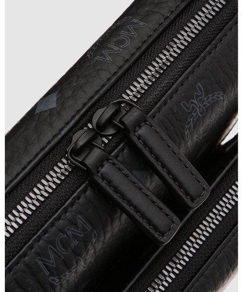 MCM（エムシーエム）の「〈ソフト ベルリン〉クロスボディバッグ - ヴィセトス（ボディバッグ/ウエストポーチ・メンズ・ブラウン/ブラック・SMALL）」の10枚目の写真