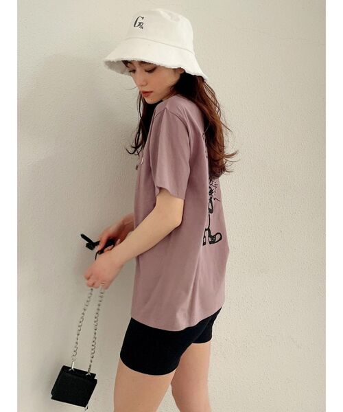 GYDA（ジェイダ）の「【WEB限定】PAPARAZZI BUNNY ロゴTシャツ（Tシャツ/カットソー・レディース・ブラック/オフホワイト/ピンク/オレンジ・FREE）」の14枚目の写真