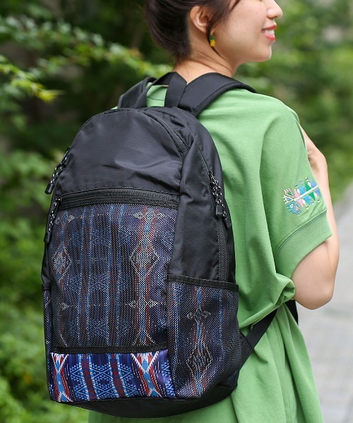 チチカカ(チチカカ)の「7ポケットキカリュック(バックパック/リュック・レディース・ブラック/ベージュ/オレンジ・FREE)」の10枚目の写真
