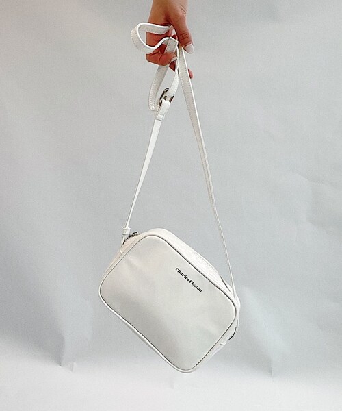 Charles Chaton(シャルルシャトン)の「candy ポシェット(ショルダーバッグ・レディース・ブラック/ホワイト/サックスブルー/ピンク/イエロー・FREE)」の2枚目の写真