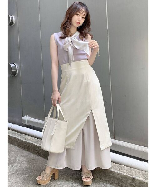 dazzlin(ダズリン)の「ボウタイノースリニットトップス(ニット/セーター・レディース・ブラック/パープル/グレー/モカ・FREE)」の13枚目の写真