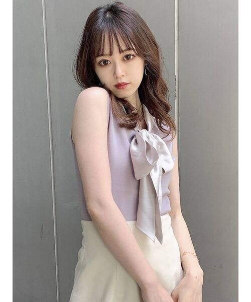 dazzlin(ダズリン)の「ボウタイノースリニットトップス(ニット/セーター・レディース・ブラック/パープル/グレー/モカ・FREE)」の15枚目の写真