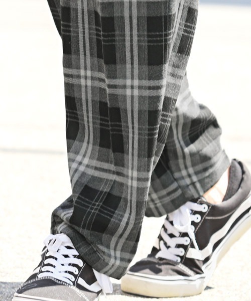 LUXSTYLE(ラグスタイル)の「T/Rワイドテーパードパンツ(スラックス・メンズ・その他/クリーム/ブラウン系その他/ベージュ系その他/グリーン系その他/グレー系その他・M/L)」の22枚目の写真