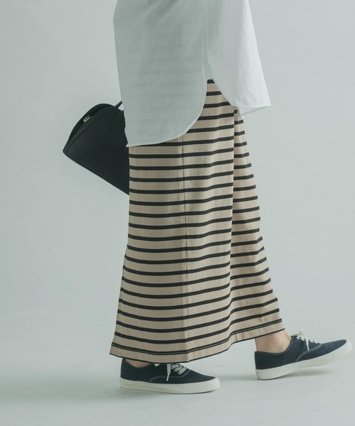 FORK&SPOON(フォークアンドスプーン)の「FORK&SPOON カットソーボーダースカート(スカート・レディース・ブラック系その他/ホワイト系その他・1/2)」の3枚目の写真