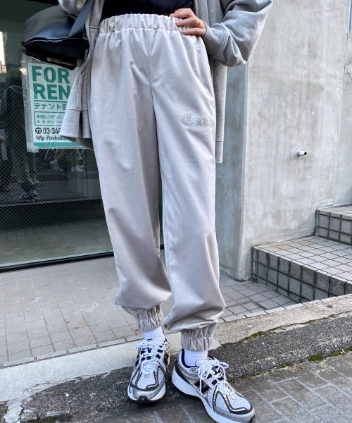 Candy Stripper（キャンディストリッパー）の「CANDY TRACK パンツ（その他パンツ・レディース・ブラック/グレー/ピンク・2）」の12枚目の写真