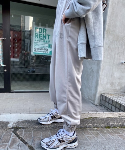 Candy Stripper（キャンディストリッパー）の「CANDY TRACK パンツ（その他パンツ・レディース・ブラック/グレー/ピンク・2）」の13枚目の写真