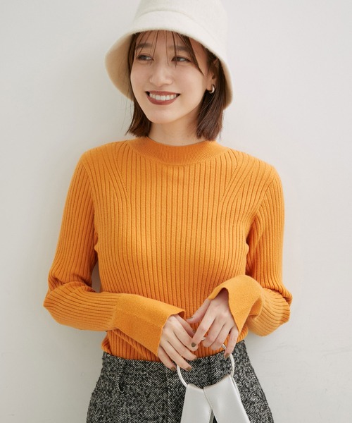 VIS(ビス)の「【吸湿発熱・エコベロ】リブ切替ハイネックニットプルオーバー【sustainable】(ニット/セーター・レディース・ブラック/オレンジ/ピンク/キナリ/ダークグリーン/グレー/イエロー系その他・FREE)」の7枚目の写真