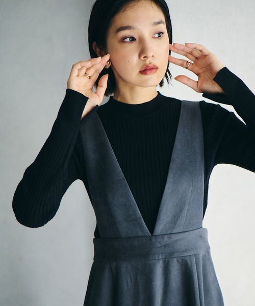 VIS(ビス)の「【吸湿発熱・エコベロ】リブ切替ハイネックニットプルオーバー【sustainable】(ニット/セーター・レディース・ブラック/オレンジ/ピンク/キナリ/ダークグリーン/グレー/イエロー系その他・FREE)」の11枚目の写真